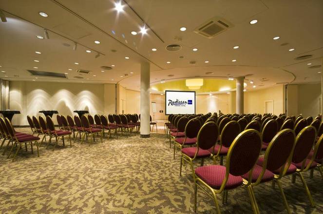 Radisson Blu Sobieski, Warsaw