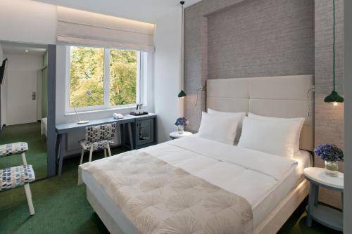 Hotel Metropol, Warsaw