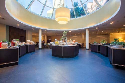 Radisson Blu Sobieski, Warsaw